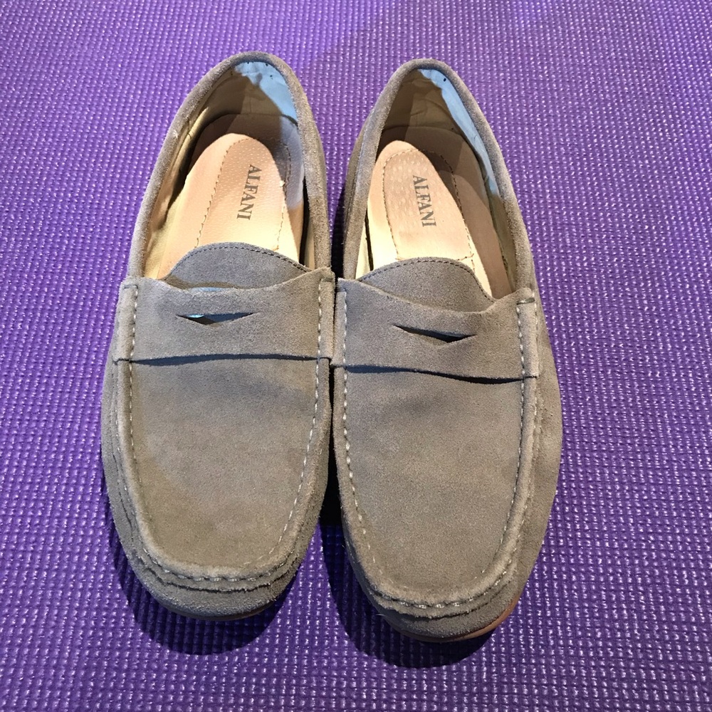 Men’s Alfani loafers